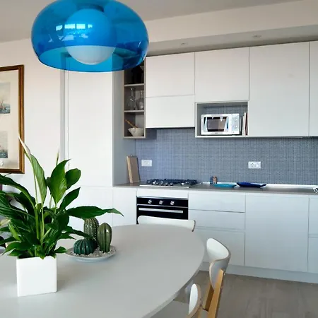 Casa Fiorenza Parcheggio Privato Apartman San Remo