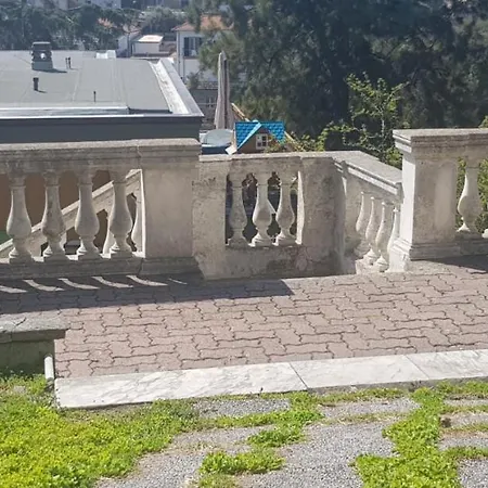 Casa Fiorenza Parcheggio Privato Apartman San Remo