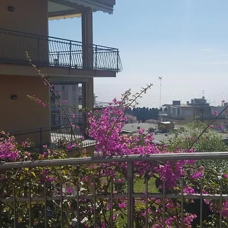 Casa Fiorenza Parcheggio Privato Sanremo
