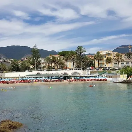 Apartment Casa Fiorenza Parcheggio Privato Sanremo